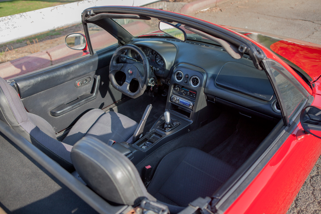 miata_interior_3.jpg